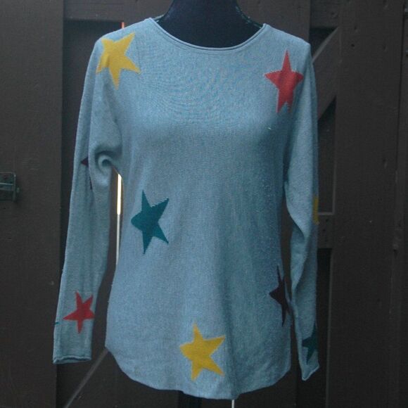 Rachel Zoe Sweaters - Rachel Zoe Rainbow Star Print Gray Sweater Size Medium